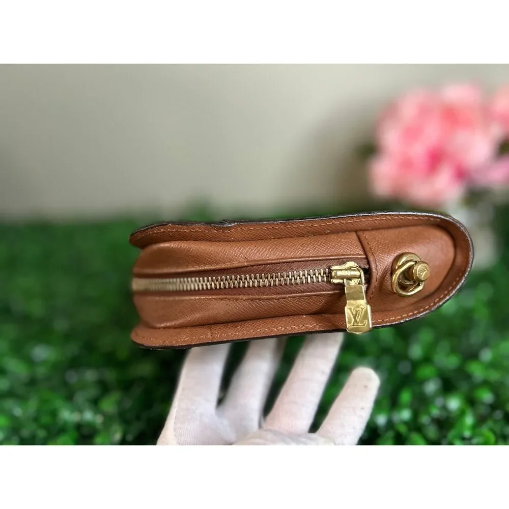 Louis Vuitton Monogram Pochette Orsay Clutch Wristlet AR1906 Vintage Authentic